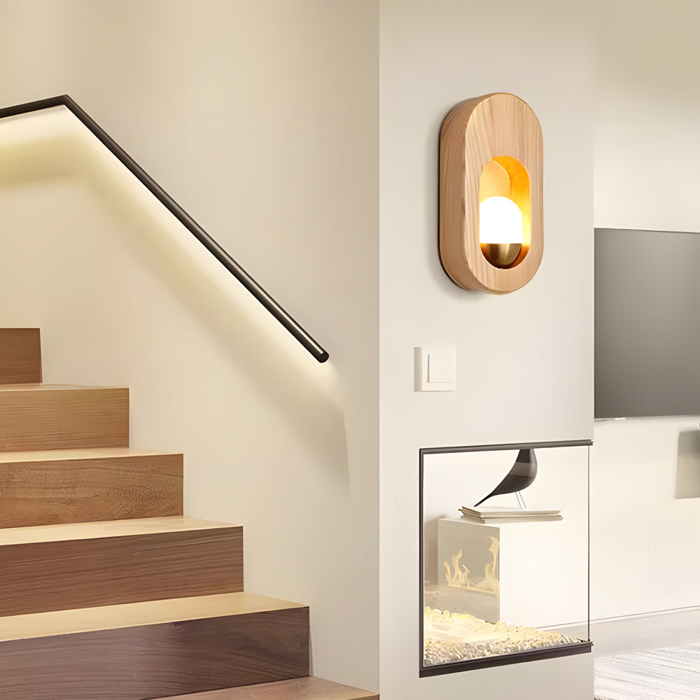 Lisslune | Glow - Modern, curved wall light with gentle LED light