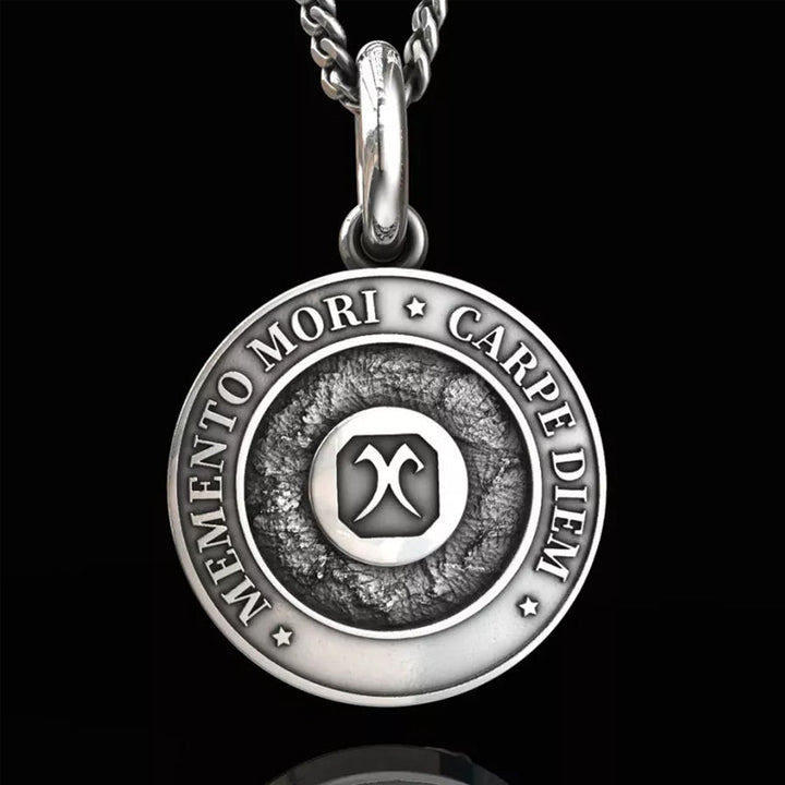 Lisslune | Memento Mori Skull Pendant