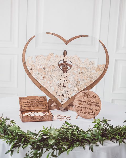 Lisslune | Heart guest book