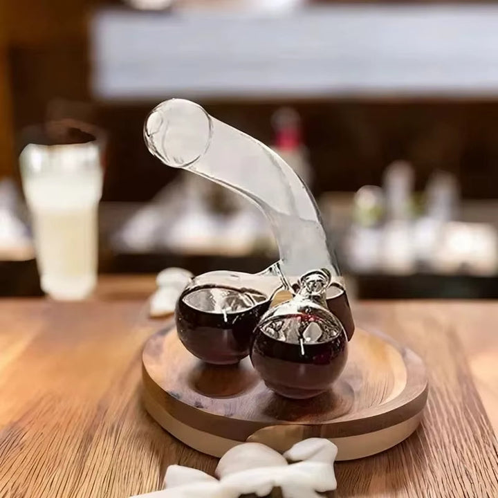Lisslune | Playful Curve Adult-Themed Decanter