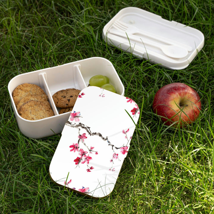 Lisslune | Customizable stylish Bento box with wooden lid for the gourmet lover