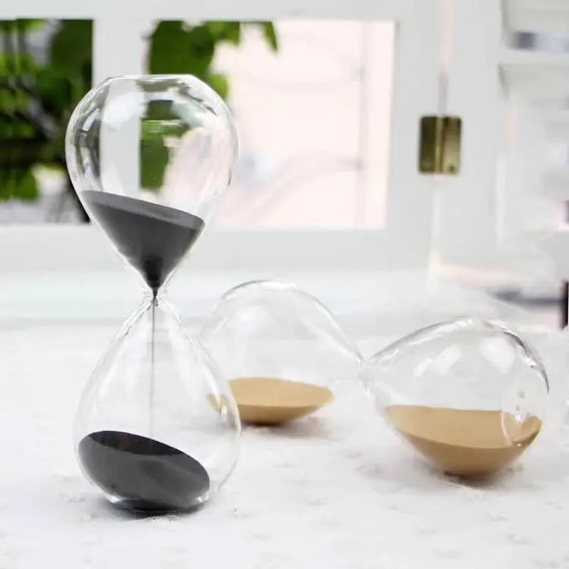 Lisslune | Creative transparent hourglass made of glass