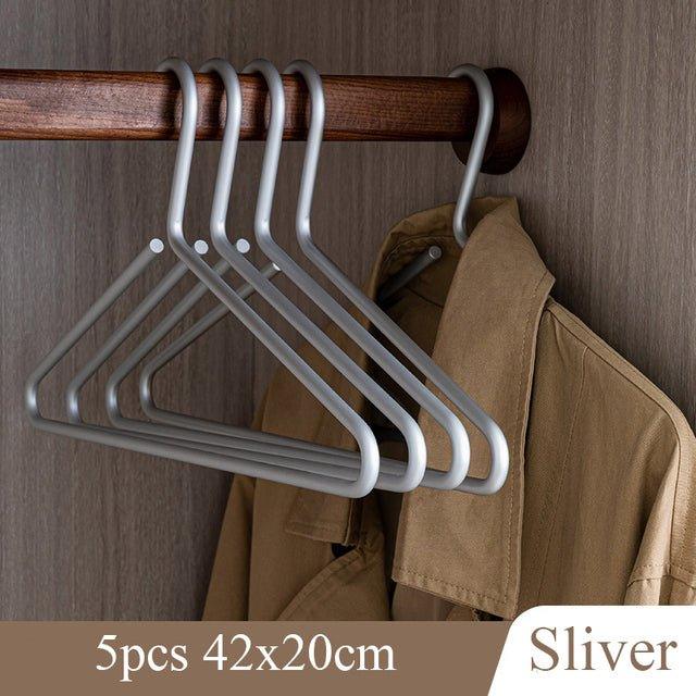 Lisslune | 5 pieces of hangers made of solid matte gold/silver │ Seamless wardrobe organizer made of metal