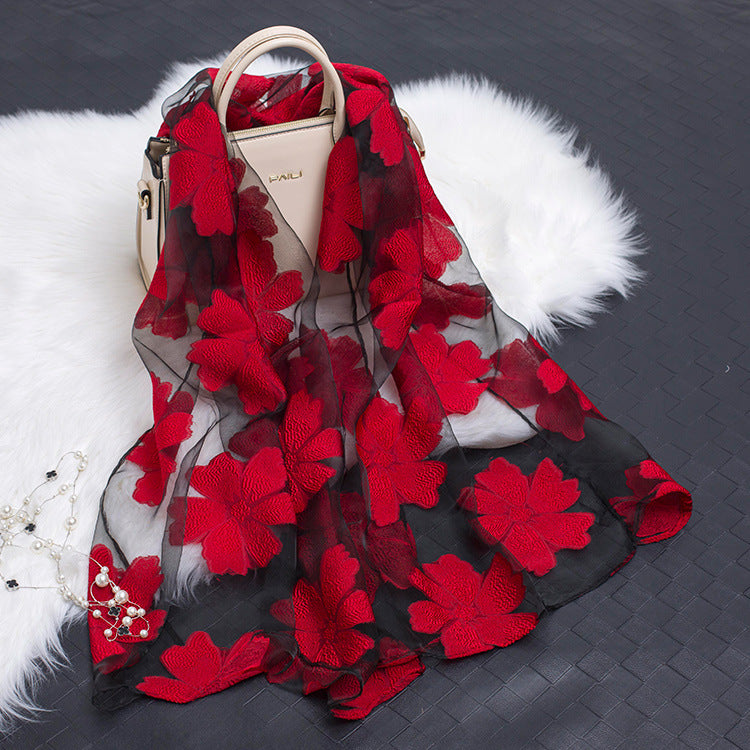 Lisslune | Silk scarf with cut flowers hollow motif