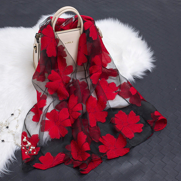Lisslune | Silk scarf with cut flowers hollow motif