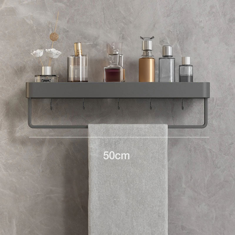 Lisslune | Contemporary, elegant bathroom shelves in gray