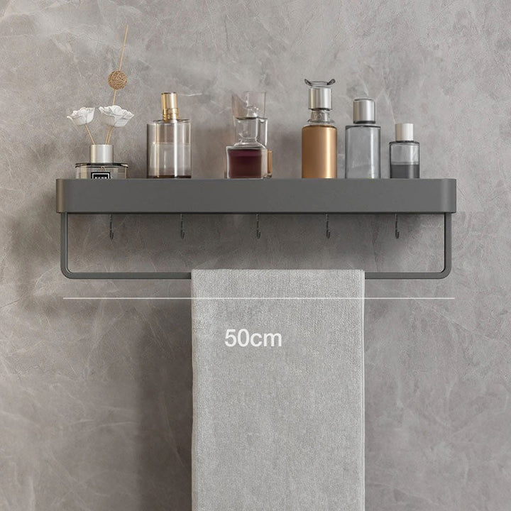 Lisslune | Contemporary, elegant bathroom shelves in gray