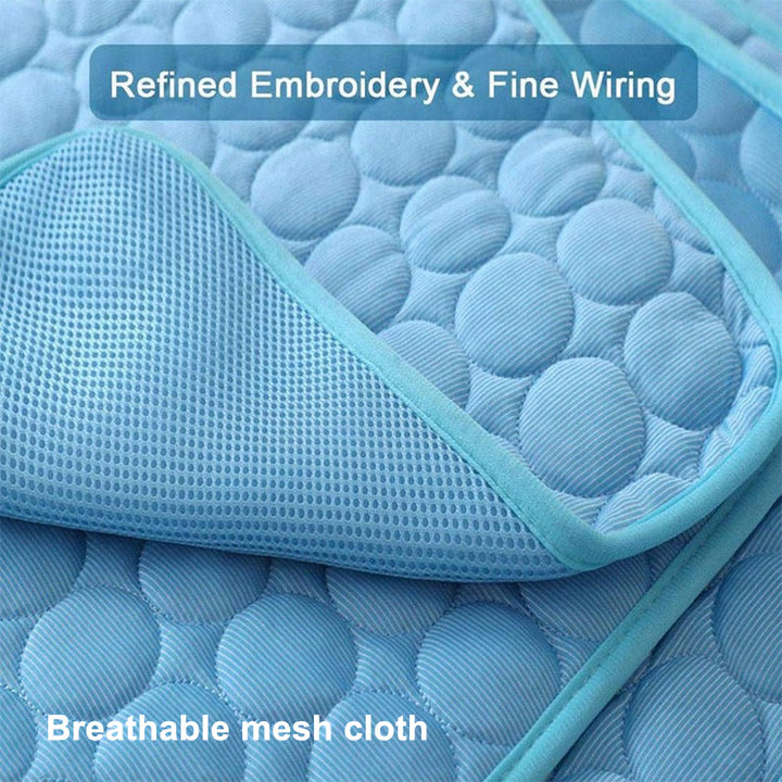 Lisslune | Penetrable Sofa Rug