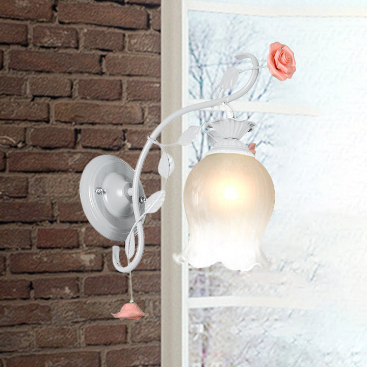 Skørter | Countryside Rose Wall Lamp 1 Head Metal Wall Fixture Lighting in White/Green for Bedroom