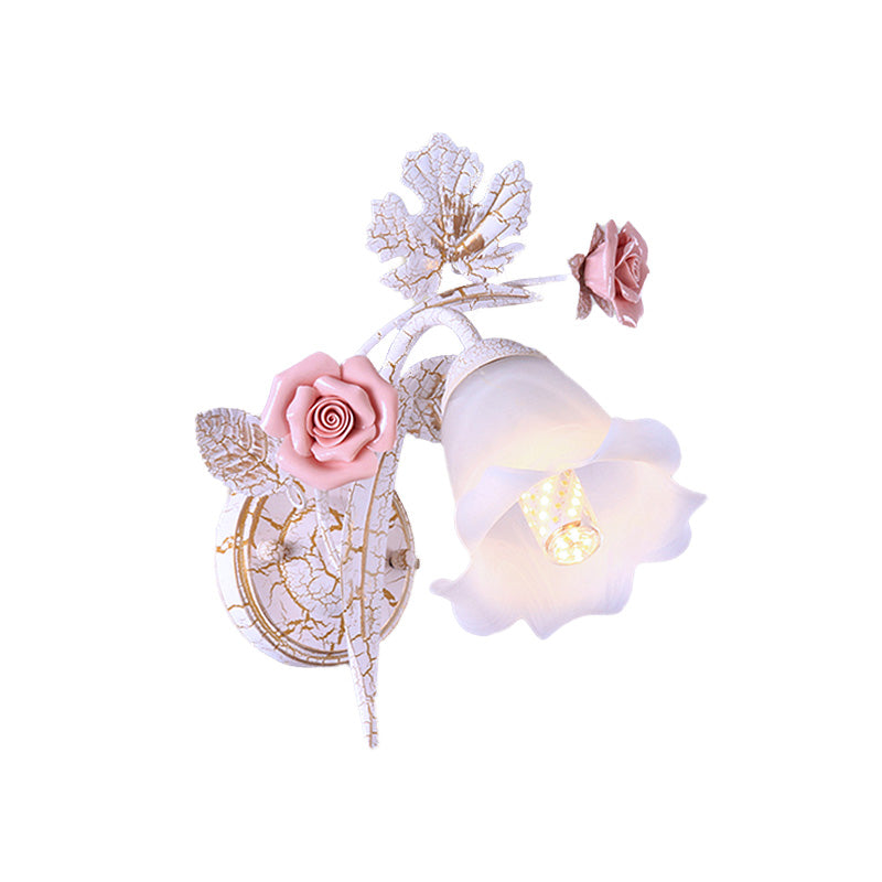 Skørter | Flared Living Room Wall Lamp Romantic Pastoral Metal 1/2 Cups White Wall Lamp Fixture with Flower Decor