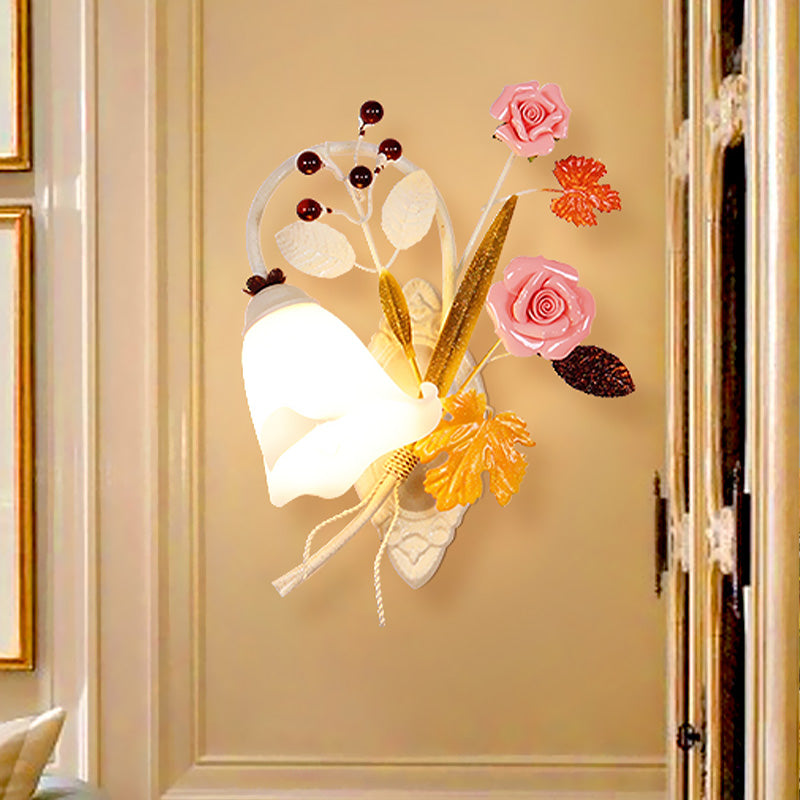 Skørter | White 1 Head Wall Sconces Country Style Metal Flower Wall Mounted Lamp for Bedroom, Left/Right