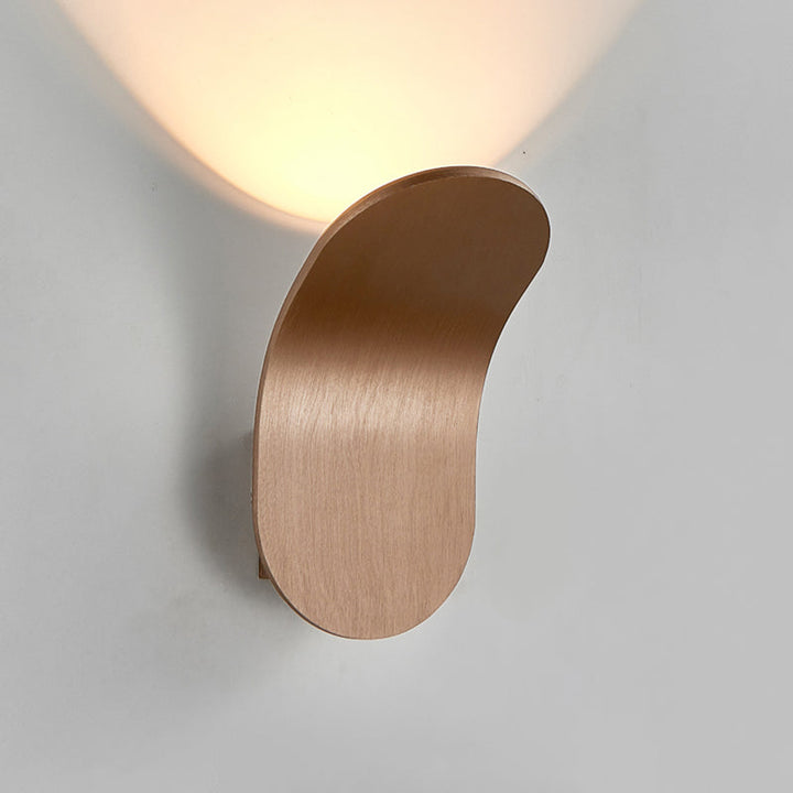Skørter | Metal Bracket Wall Lamp Modernist LED Nightstand Wall Mount Light Fixture in Black/Gold/Coffee