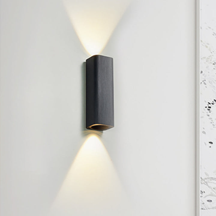 Skørter | Modern Cube Wall Mounted Light Metal Living Room LED Up and Down Wall Lamp in Bronze/Gold/Brown
