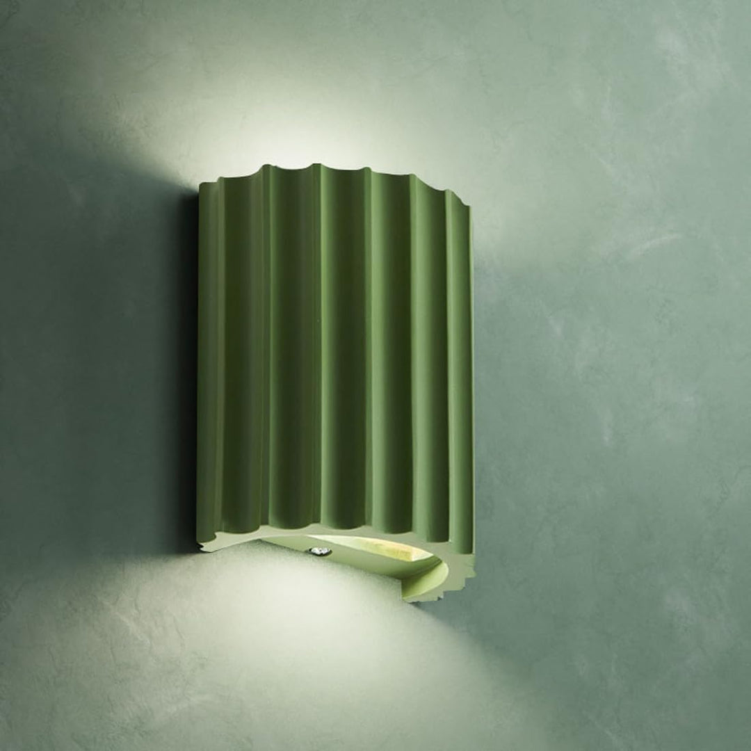Lisslune | Minimalist LED Wall Light – Soft Glow Up & Down Accent Lighting for Indoor Spaces
