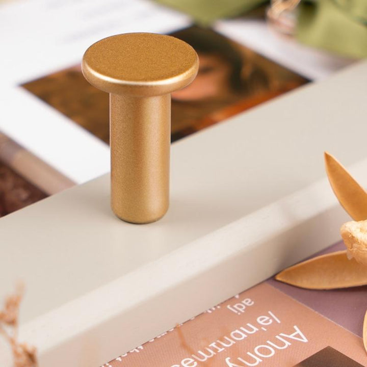 Lisslune | Krog - Stylish wall shelf for organized spaces