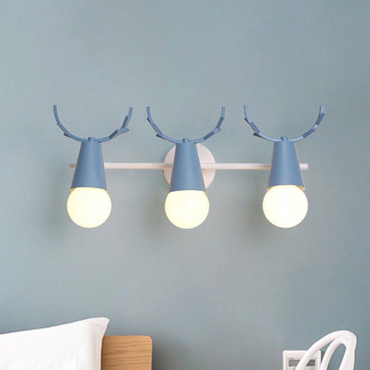 Skørter | Metallic Conical Wall Lamp with Deer Antlers Bedroom 3 Heads Nordic Undertone Wall Light