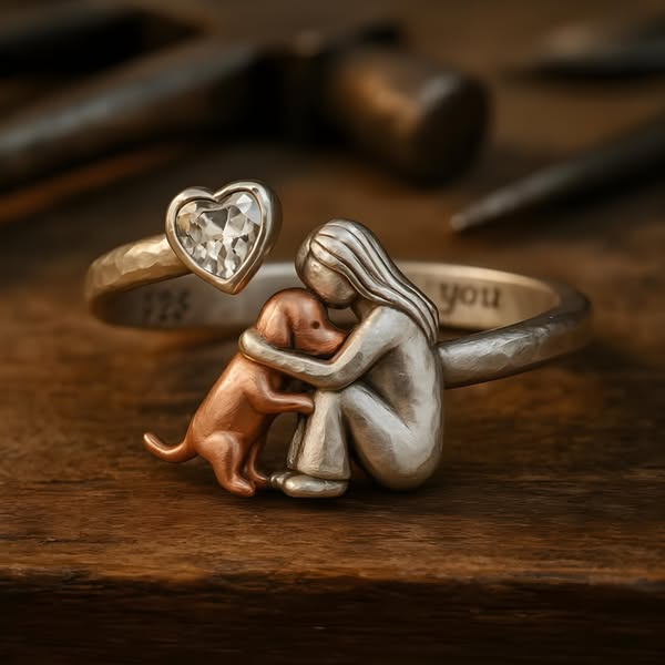 Lisslune | PawHeart Necklace – Jewelry for Dog Lovers with Paw Print