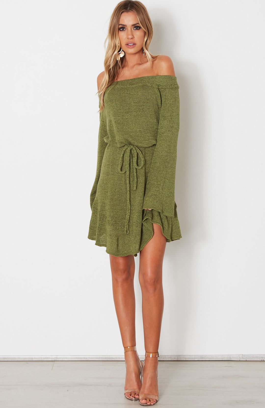 Ladies' casual dress with off-the-shoulder design and playful hem