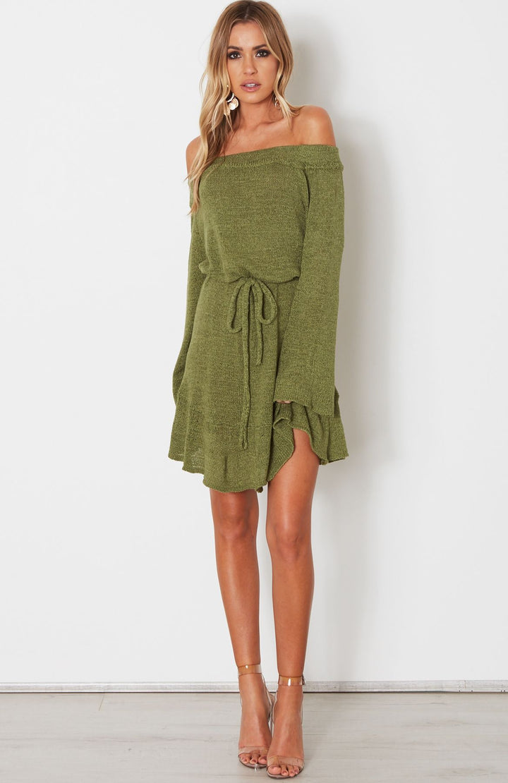 Ladies' casual dress with off-the-shoulder design and playful hem