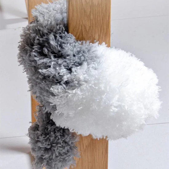 Lisslune | Expandable Duster with Extension Pole for Corners and Ceilings