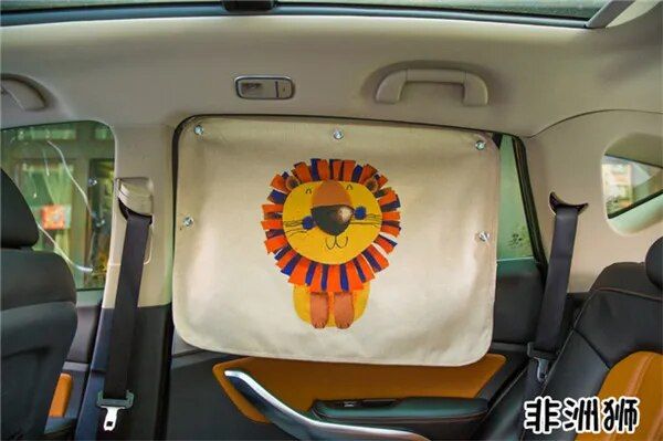 Lisslune | Cute cartoon linen car sunshade curtain for windshield and side windows - 70cm x 50cm