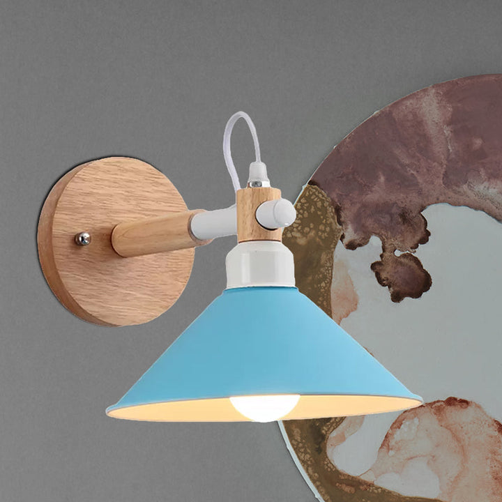 Skørter | Macaroon Pyramid Shape Wall Lamp Metal and Wood 1 Light Wall Lamp for Dining Room
