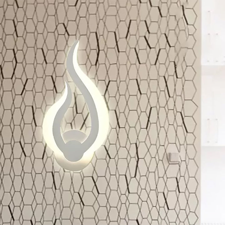 Skørter | Creative fire-shaped wall light acrylic with LED wall spotlight for kitchen dining room
