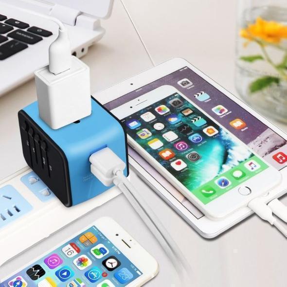 Lisslune | Bequee Universal World Plug Travel Adapter, blue