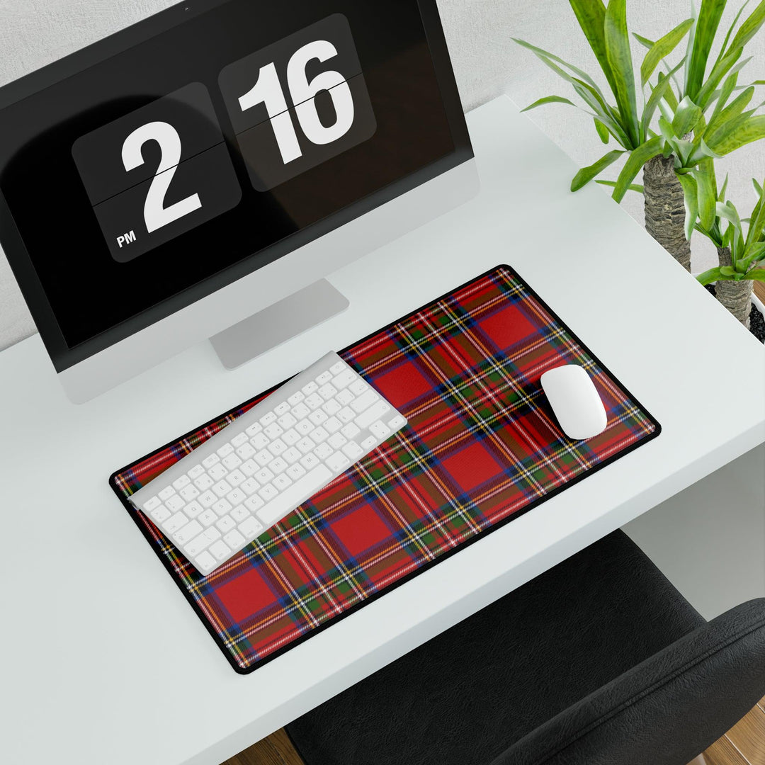Lisslune | Impressive Scottish tartan pattern desk pad for stylish organization