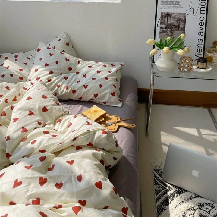Lisslune | Velvet Heart - Plus heart-inspired duvet cover