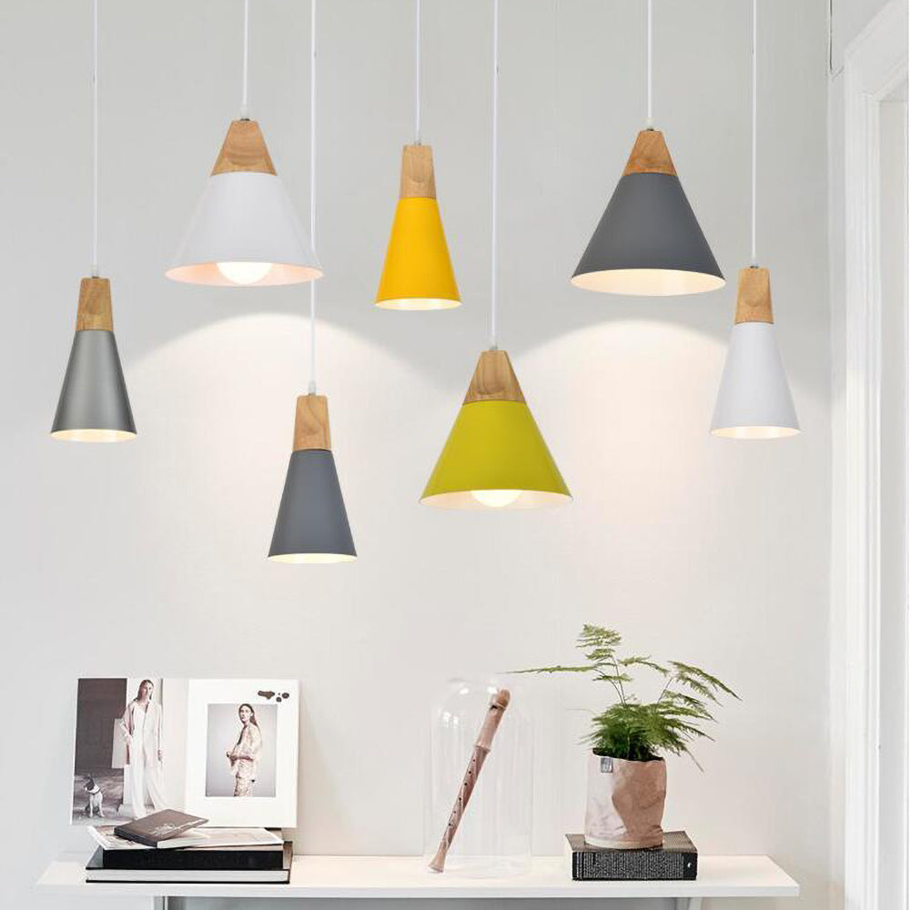 Lisslune | Minimalistic Wooden Pendant Light | NordicLight