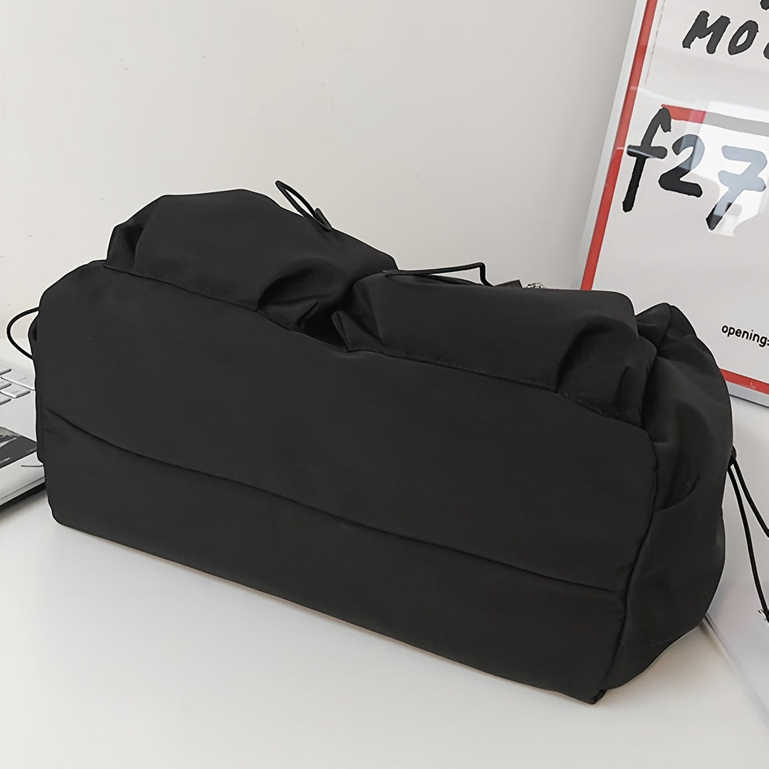 Lisslune | UrbanLiner Nylon Messengerbag – Black Shoulder Bag with Zipper for Daily Use