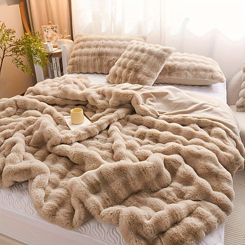 Lisslune | Premium Fleece Blanket with Elegant Design