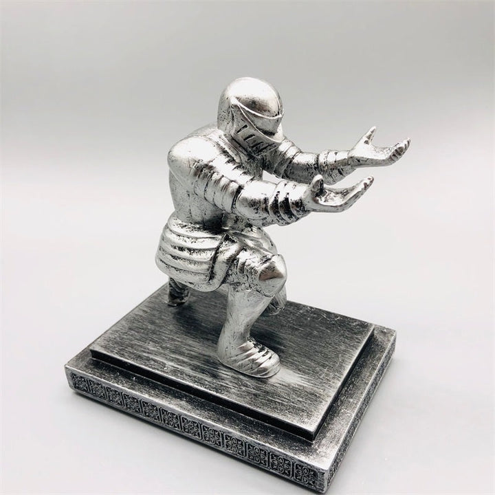 Lisslune | knight pen holder