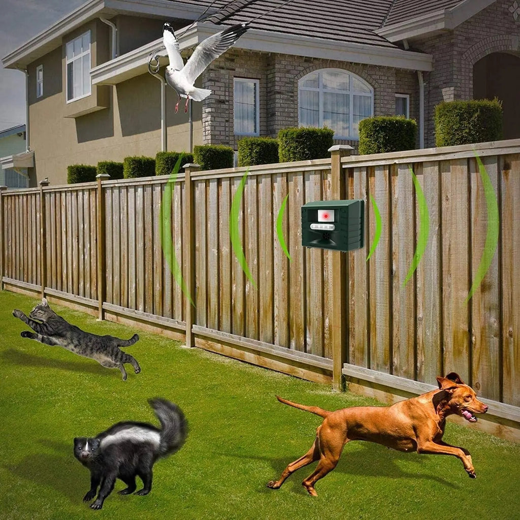 Lisslune | Outdoor Ultrasonic Bird Repeller | Effective, Humane Woodpecker Deterrent for Gardens, Patios & Farms