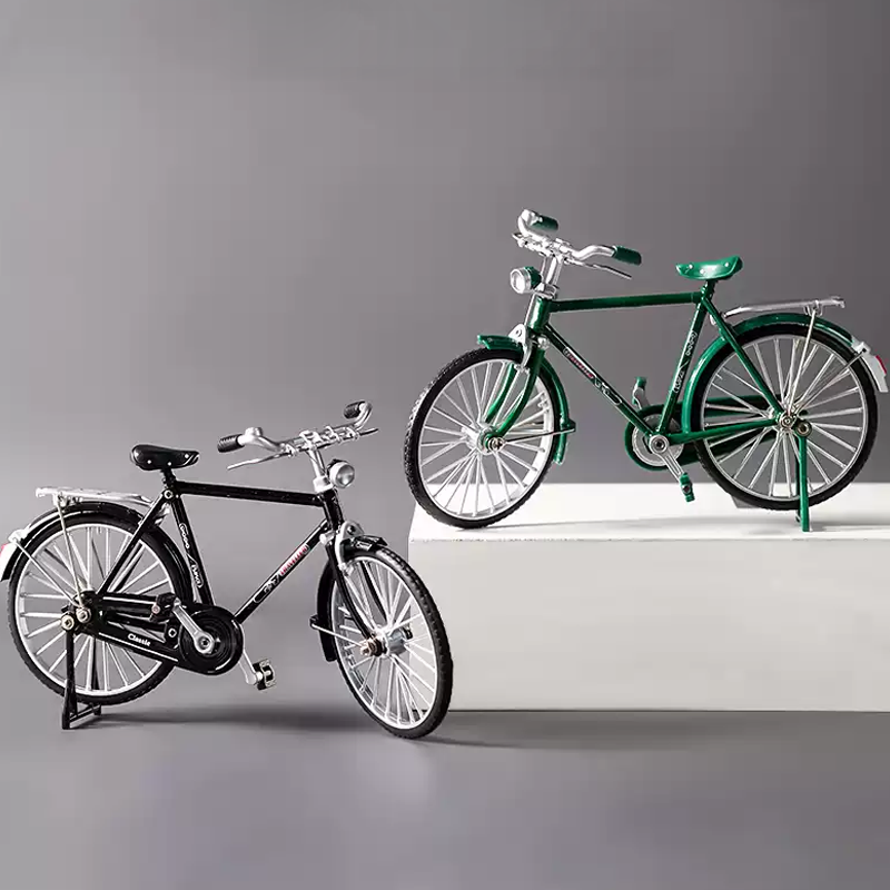 Lisslune | Assembled bicycle model