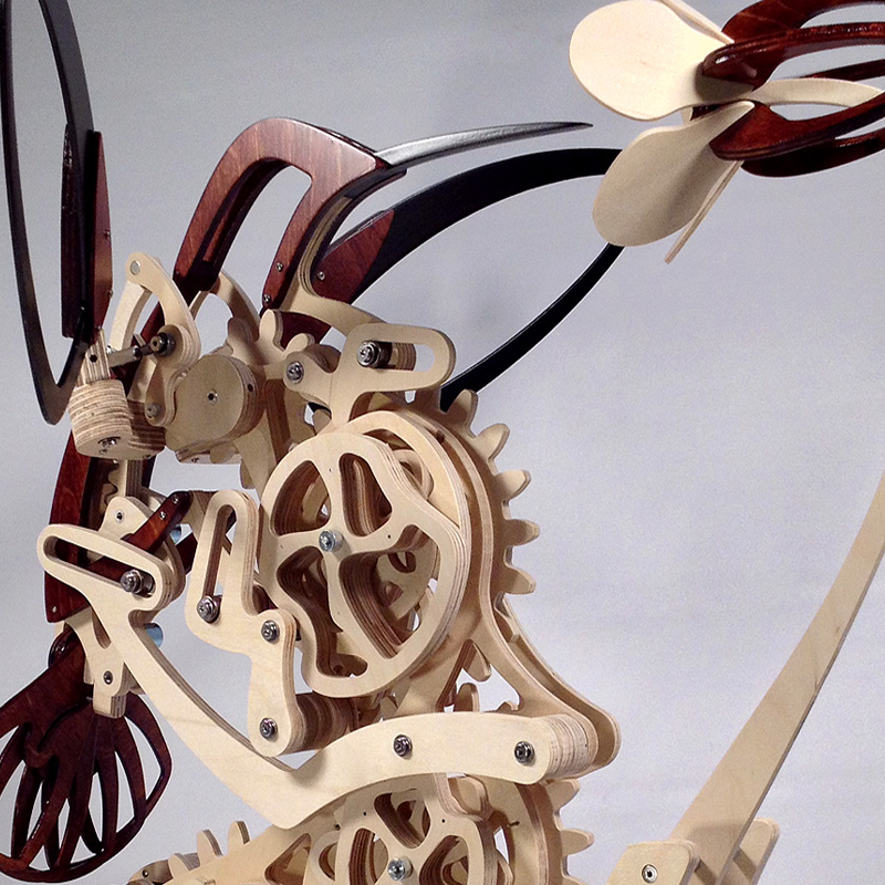 Lisslune | Wood Kinetic Hummingbird Sculpture
