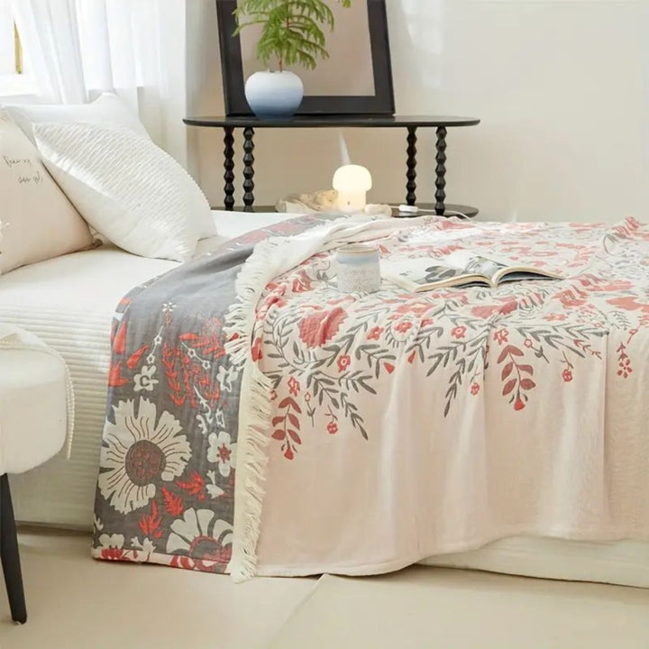 Lisslune | Versailles-Inspired Reversible Floral Blanket