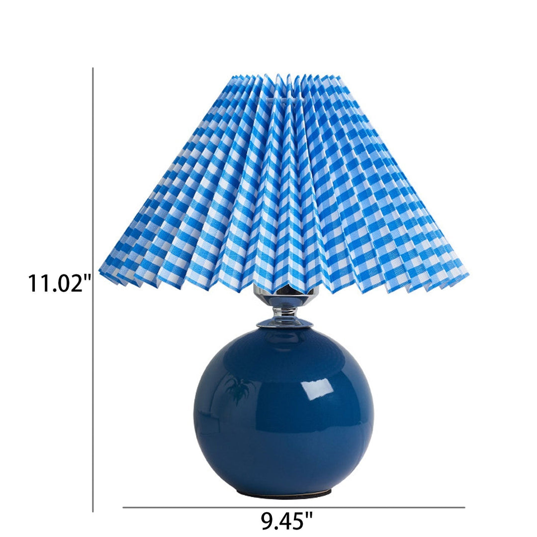 Lisslune | Nordic minimalist 1-light table lamp made of ceramic with pleats