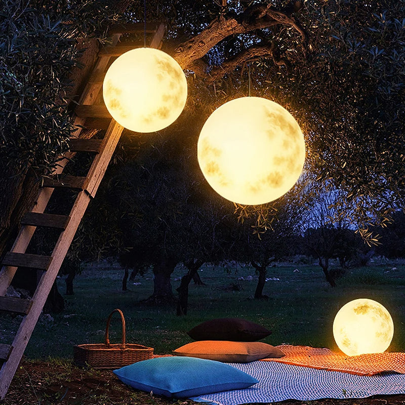 Lisslune | Garden lamp in the shape of the moon