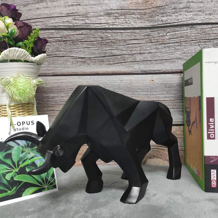 Lisslune | Geometric Bull Sculpture