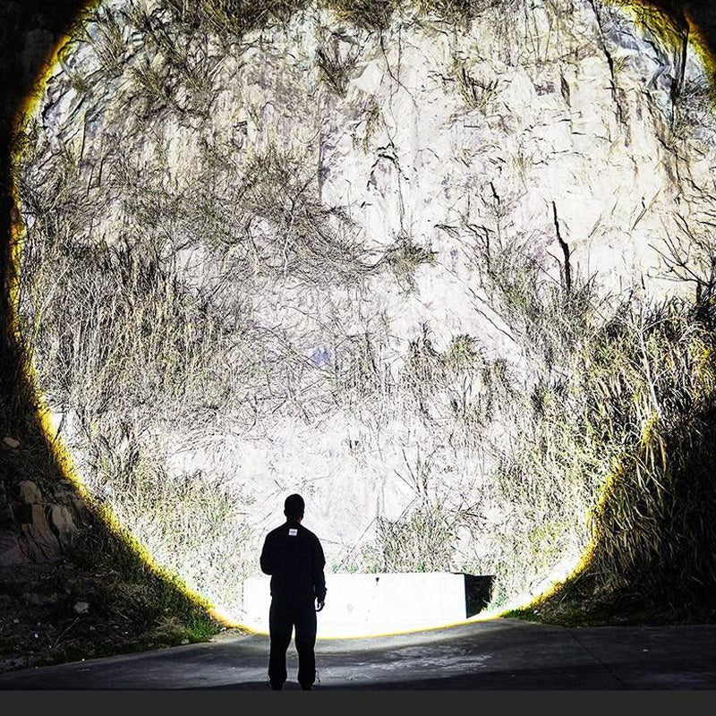 Lisslune | White Laser Telescope Zoom Flashlight