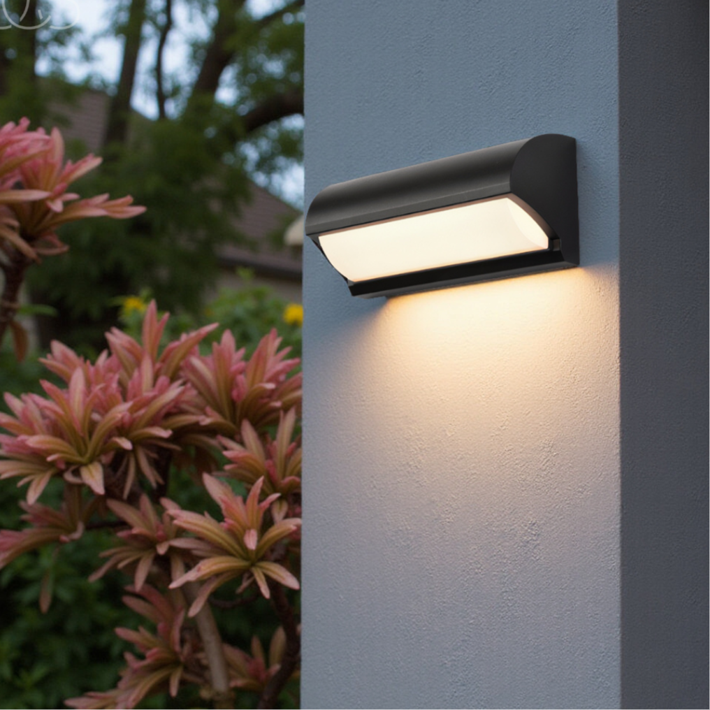 Lisslune | Modern Black Outdoor LED Wall Light – Weatherproof Warm Lighting for Garden, Patio & Entryways