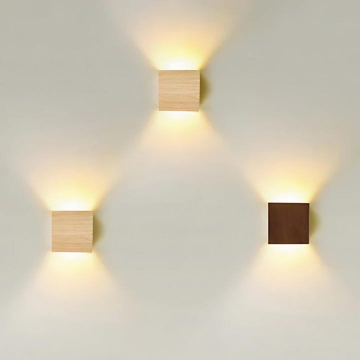 Lisslune | NordiLume | Scandinavian square wooden wall lamp