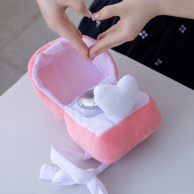 Lisslune | Plush Ring Box Surprise