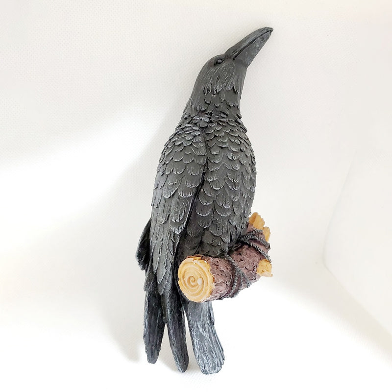 Lisslune | Noctura Realistic Decorative Raven – Mood-Enhancing Decoration for Home & Garden