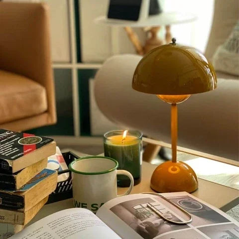 Lisslune | Modern table lamp