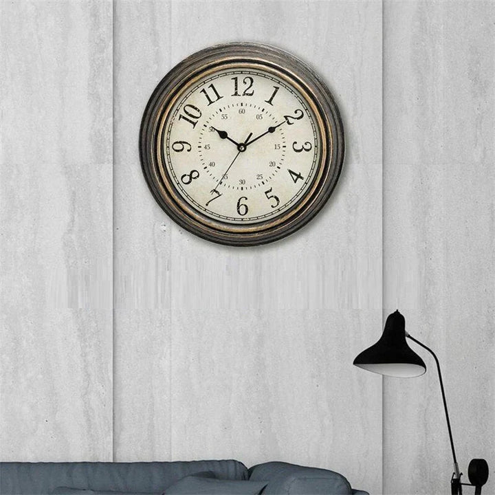 Lisslune | RusticCharm Vintage Wall Clock