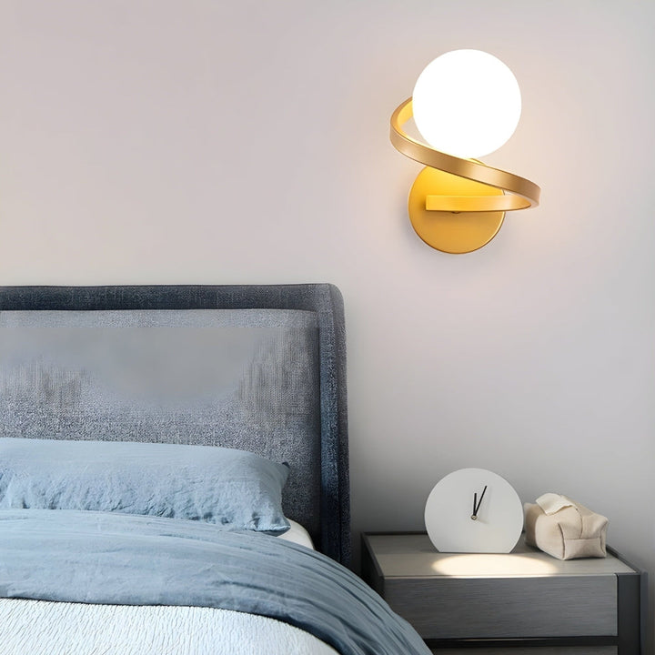 Lisslune | LumiSpire – Spiral LED wall light with modern design