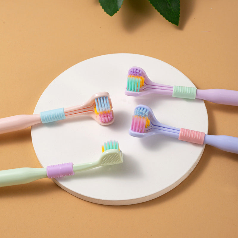 Lisslune | Three-sided toothbrush
